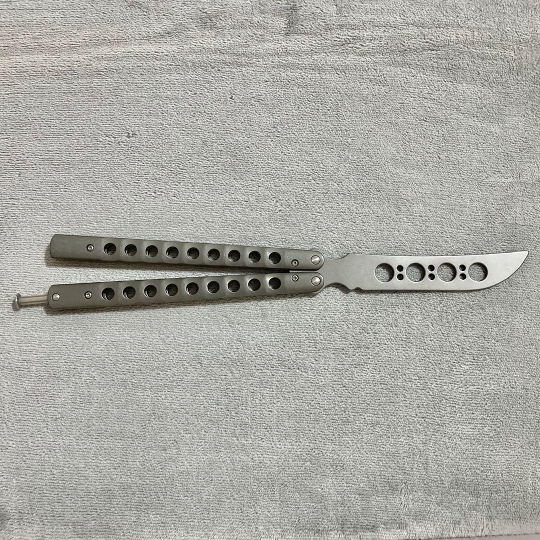 EDC Tactical Butterfly Knife Balisong Knife Trainer with pouch, Hobbies