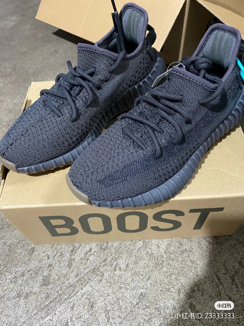 EU 38 UK 5.5 YEEZY BOOST 350V2 Men s Fashion Footwear Sneakers on Carousell