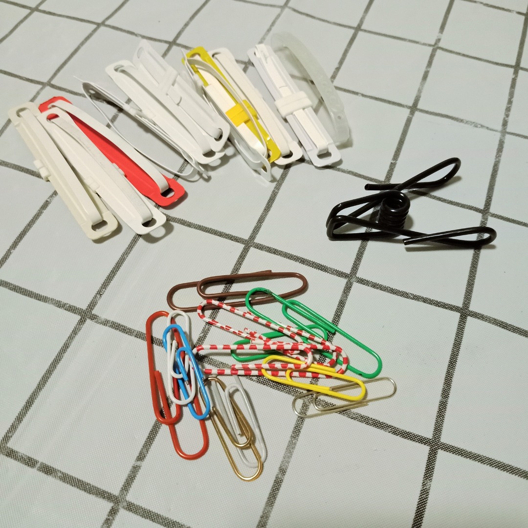 Fastener and Paper Clip, Hobbies & Toys, Stationary & Craft, Stationery