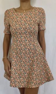 (Category: ) located in . Submitted by wearthisnext (Listing ID 1175135488, Image 1). Description: .