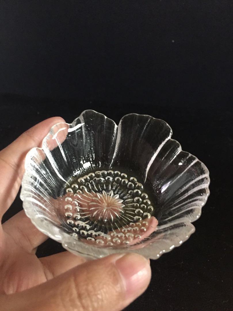 Ghost Flower Bowl (Category: Other Kitchenware & Tableware) located in Pasig City. Submitted by Vintage_Antiques22 (Listing ID 1175256080, Image 1). Description: .