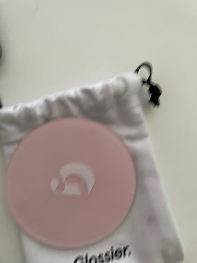 Glossier you look good Mirror (Category: Face Care) located in Manila. Submitted by cutethangg (Listing ID 1175107192, Image 3). Description: Never used. There’s a film on the mirror that’s why it looks dirty. Purchased from the glossier website for 10$ + tax to NY. .
