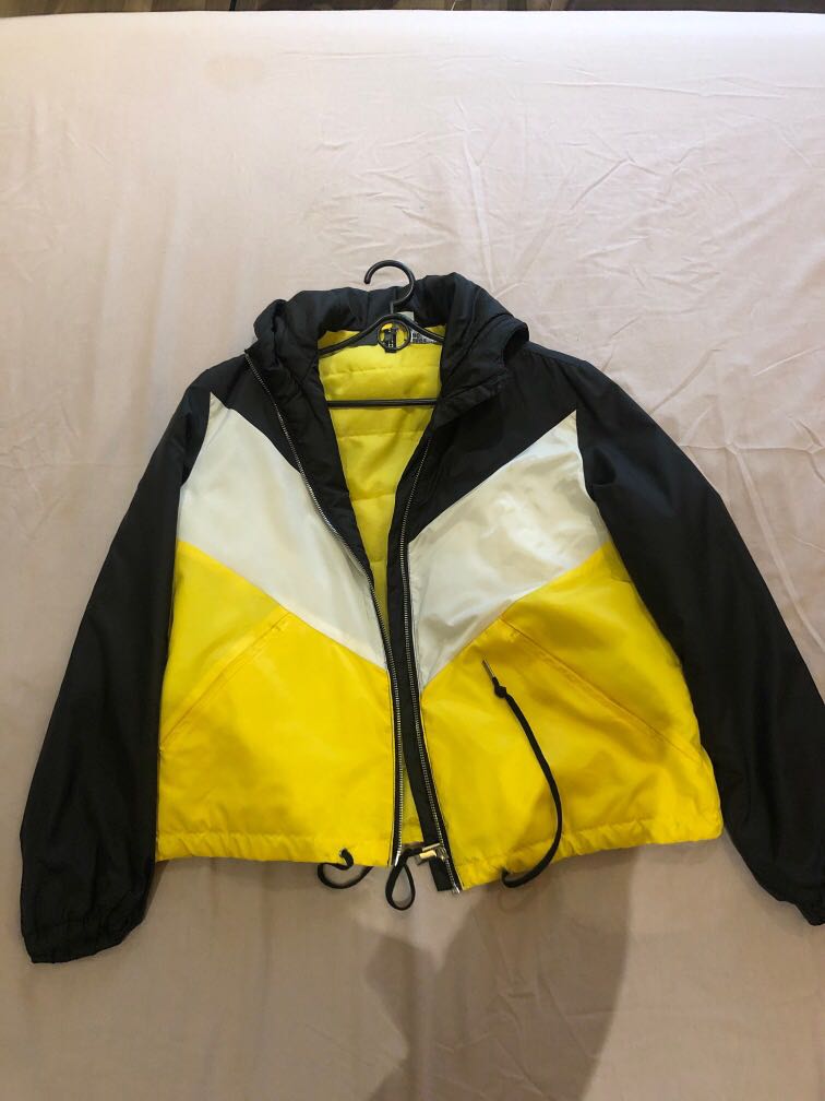 H&M Divided Black, White and Yellow Puffy Jacket, Women's Fashion ...