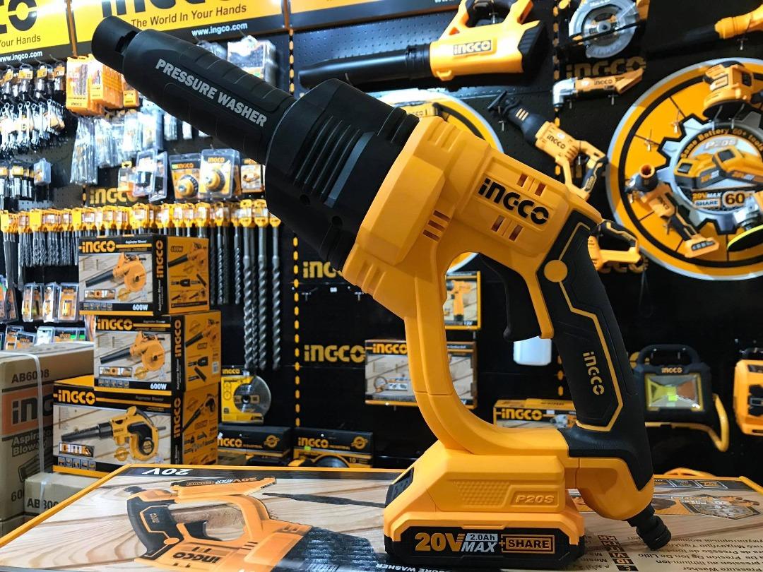 INGCO LithiumIon Cordless Pressure Washer with battery and charger20V