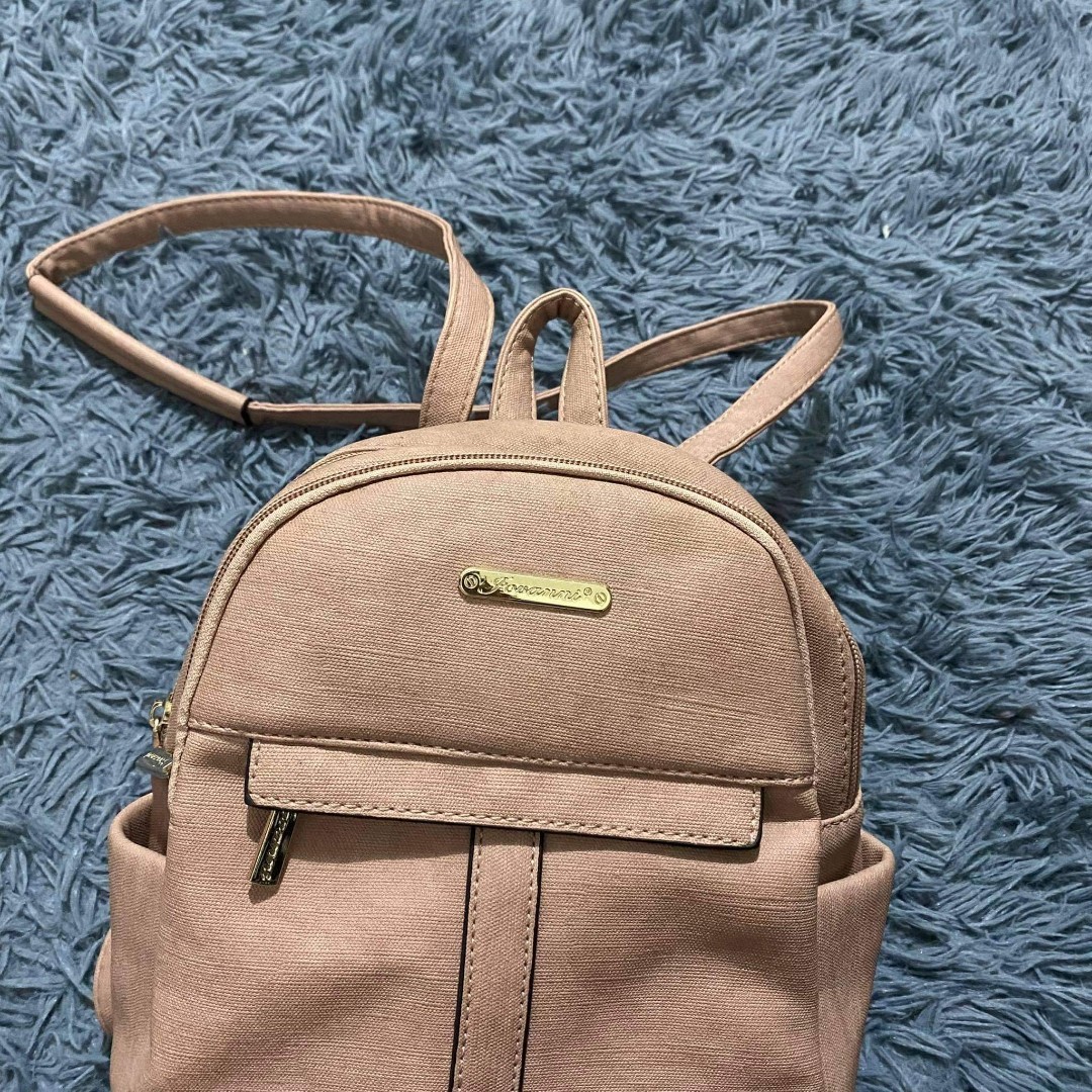 Jovanni bags deals backpack price