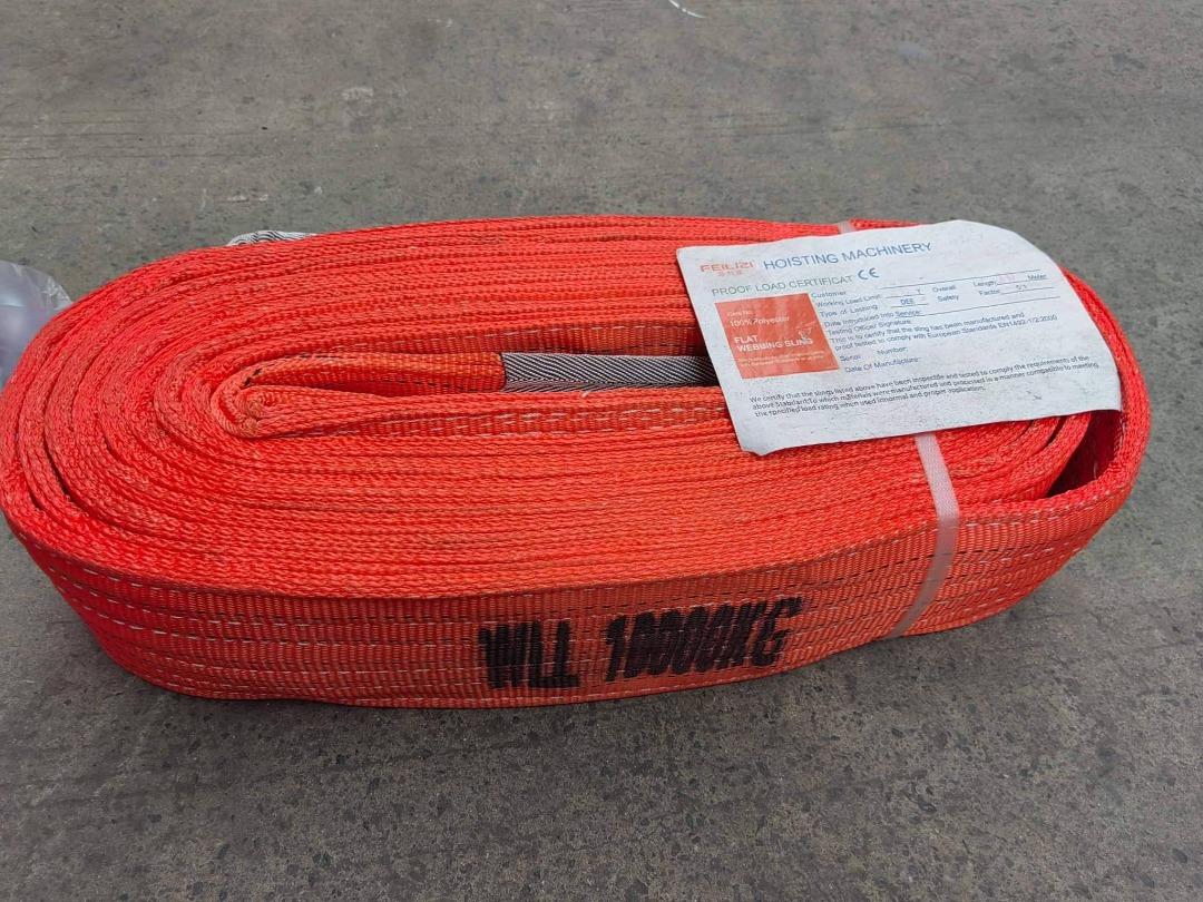 structured lifting belt