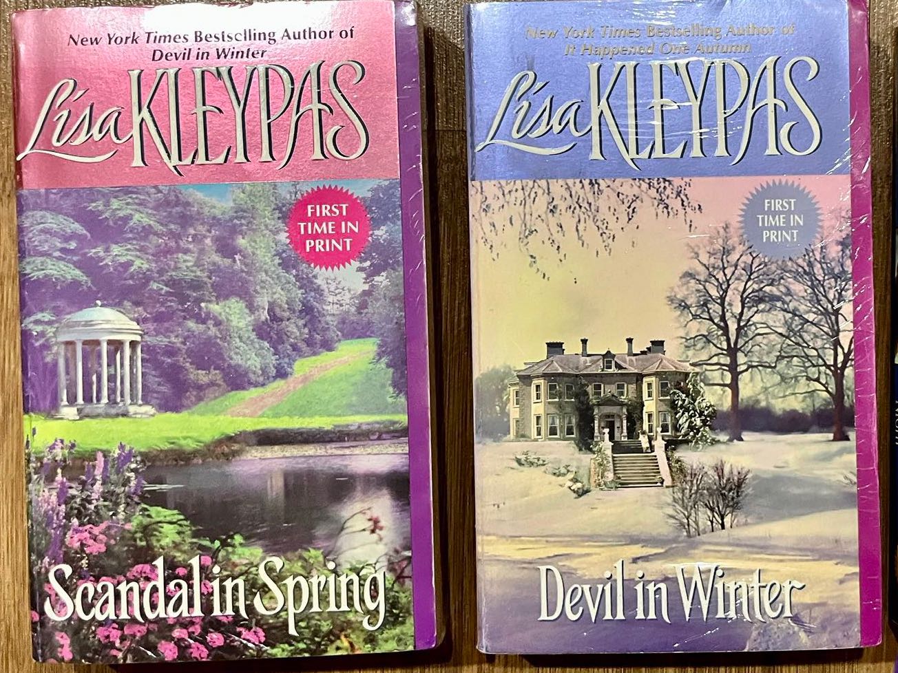 Lisa Kleypas Books - Wallflower Series (Historical Romance), Hobbies