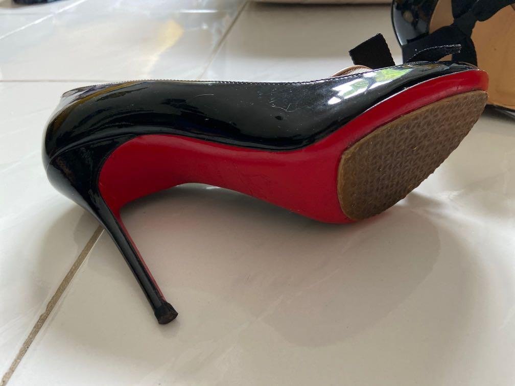 Christian louboutin heels with hotsell bow
