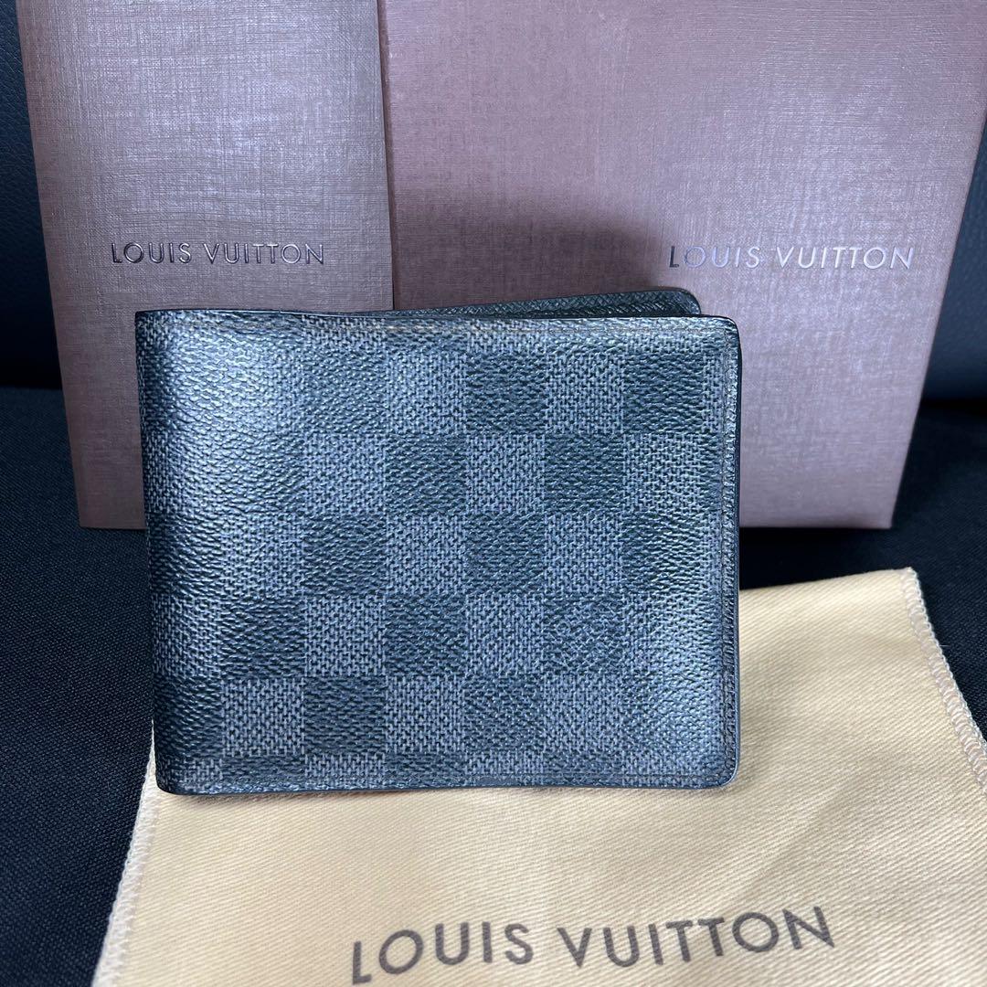 Louis Vuitton epi leather men wallet, Men's Fashion, Watches & Accessories,  Wallets & Card Holders on Carousell