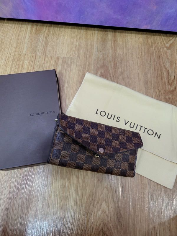 Louis Vuitton Sarah NM3 Damier EBE, Luxury, Bags & Wallets on Carousell