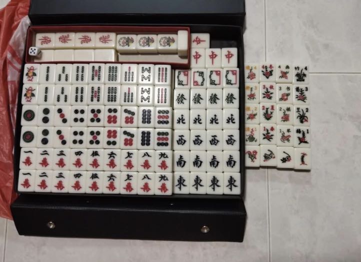 Last Set* BNIB Tiffany Blue Mahjong Tiles With Animals, Hobbies & Toys,  Toys & Games on Carousell