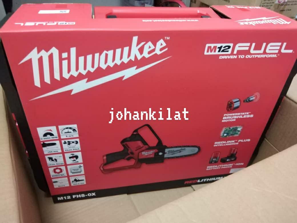 Milwaukee m12 fuel hatchet pruning saw FHS