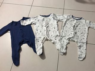 (Category: ) located in . Submitted by mfcloset (Listing ID 1175198668, Image 1). Description: .