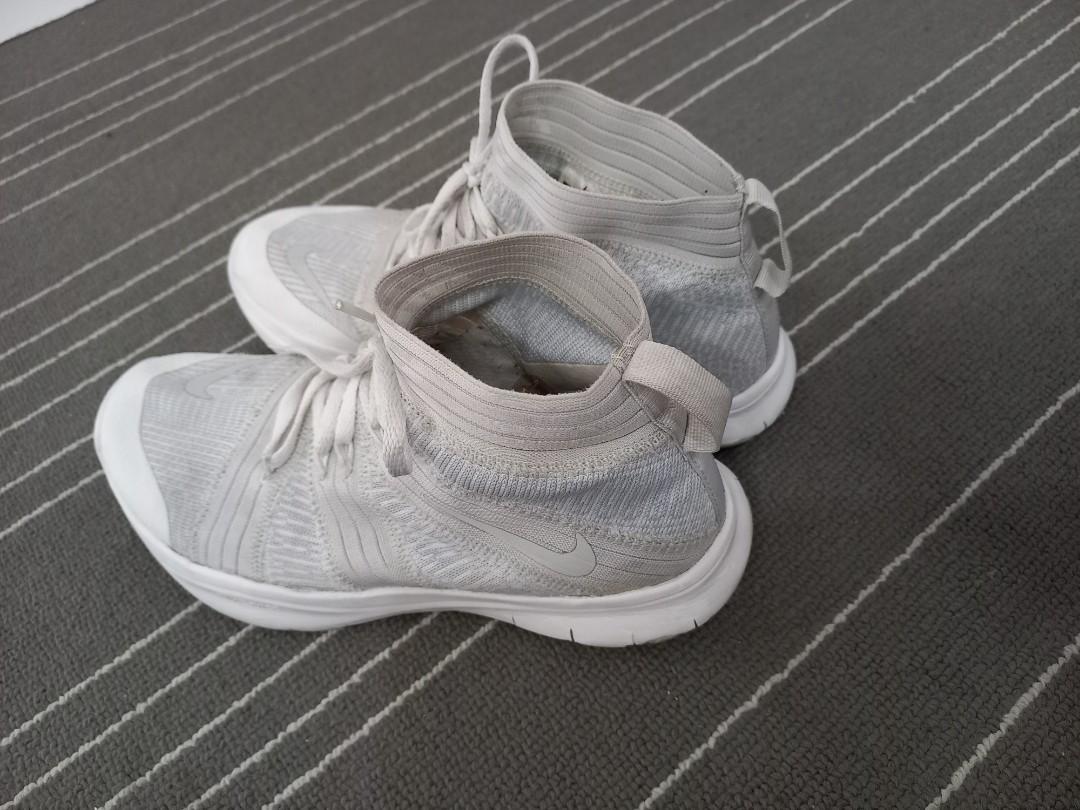 Nike Free Train Virtue White Az41 insole 26 Fesyen Pria Sepatu