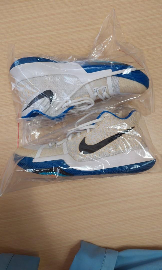 Nike Kyrie 3 Hyper Cobalt duke KI3 US7.5