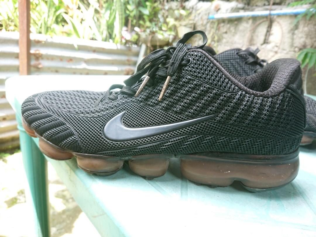 vapormax 2020 triple black