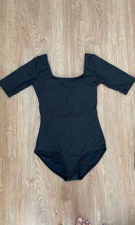 One Piece Black Baju Renang