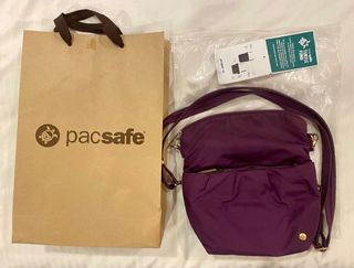(Category: ) located in . Submitted by decluttering.mnl (Listing ID 1175139809, Image 1). Description: .