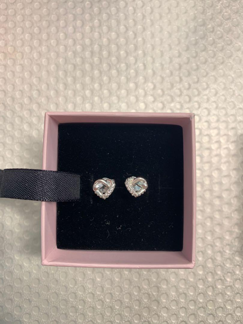 Knotted heart outlet stud earrings pandora
