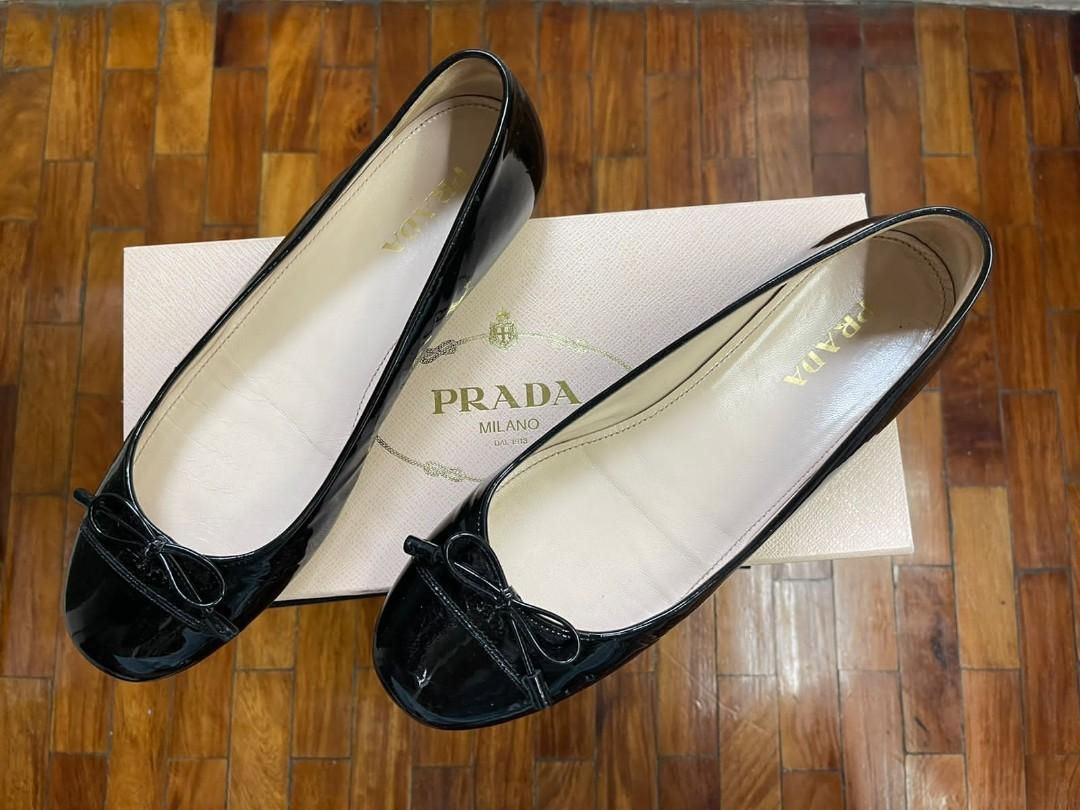 prada black flat shoes