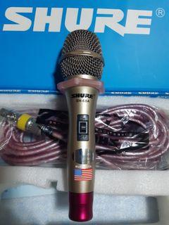 Professional Dynamic Microphone.