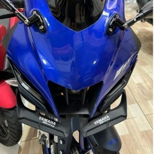 r15 v3 winglet with light