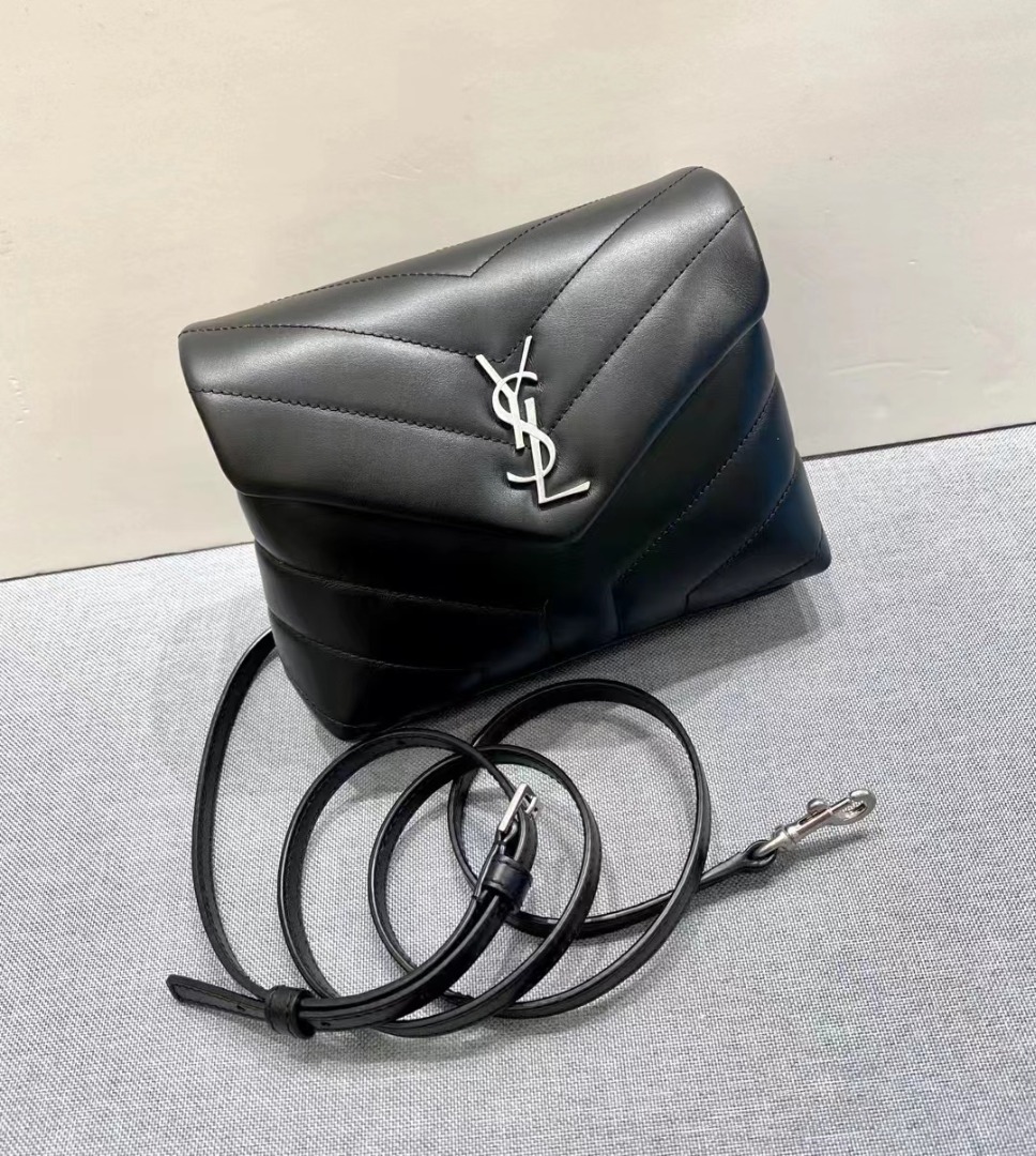【 SAINT LAURENT 】トートバッグ a2701 ショッピング・トート | Saint Laurent サンローラン | YSL JP