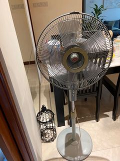 (Category: ) located in . Submitted by zeltab (Listing ID 1175189614, Image 1). Description: .