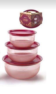 Table collection Tupperware