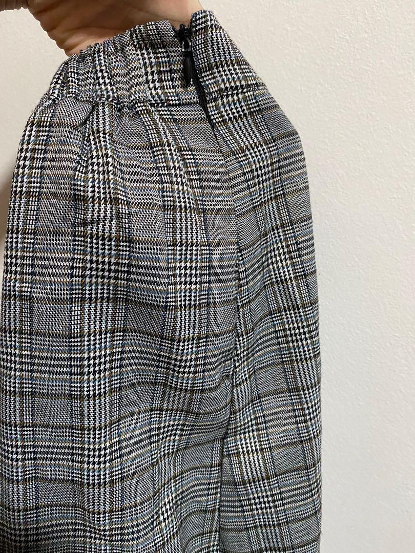 Checkered skirt shop and blazer set