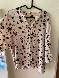 (Category: ) located in . Submitted by shoptillubroke (Listing ID 1175159723, Image 1). Description: .