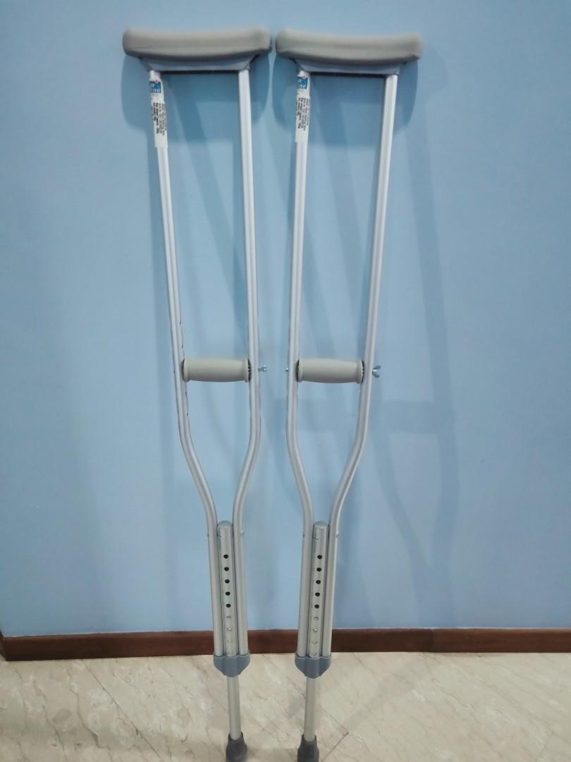 Walking Clutches Adjustable, Health & Nutrition, Assistive & Rehabilatory Aids, Rehabilitative