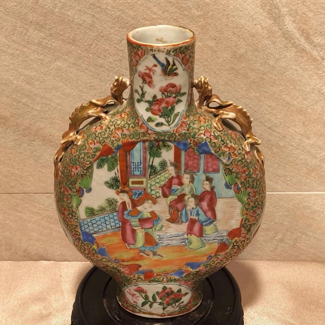 清代中期~ 廣彩人物花鳥雙耳抱月瓶, 興趣及遊戲, 收藏品及紀念品, 古董
