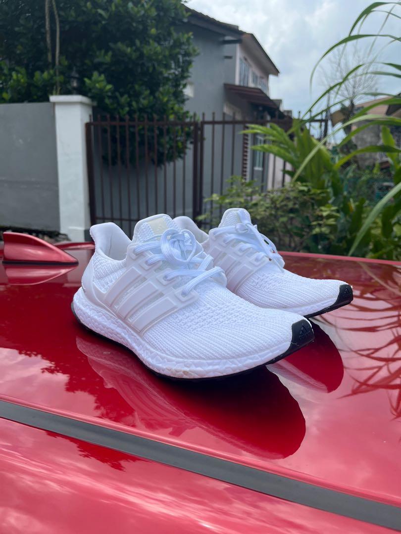 Ultraboost pure white hotsell