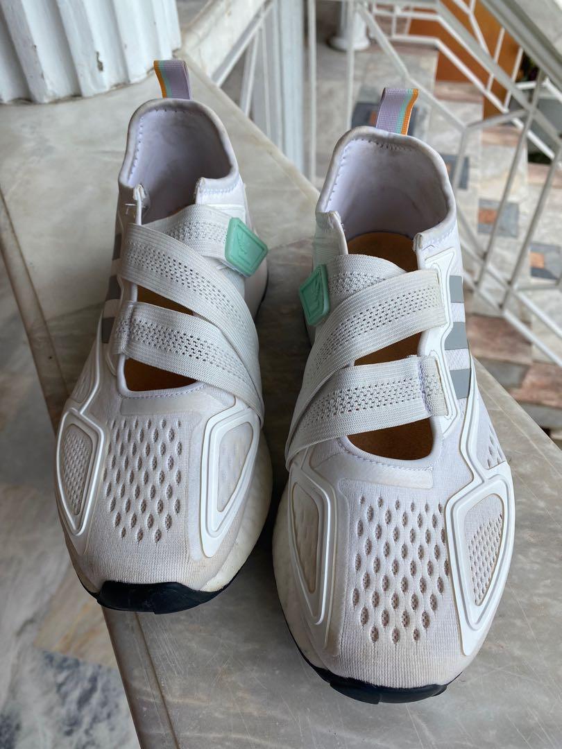 Adidas Womens ZX 2K Boost Lite In White and green Size 7 US, Women's  Fashion, Footwear, Sneakers on Carousell