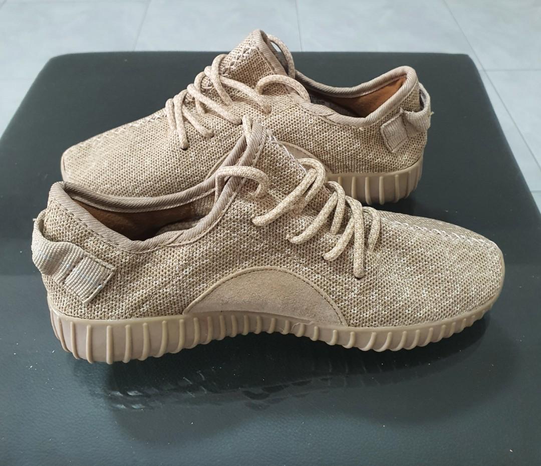 adidas yeezy slide sneakers