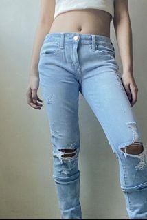 American Eagle Outfitters skinny/ ripped/ highwaist jeans