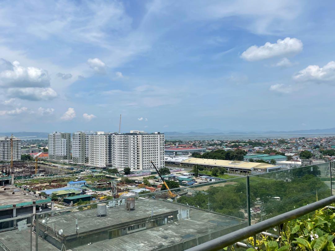 Arca South Studio Apartment (Category: Apartments & Condos) located in Malabon City. Submitted by christinejorolan (Listing ID 1175296279, Image 1). Description: Studio unit purchased from Avida Land Corp. 22 sqm, unused. .
