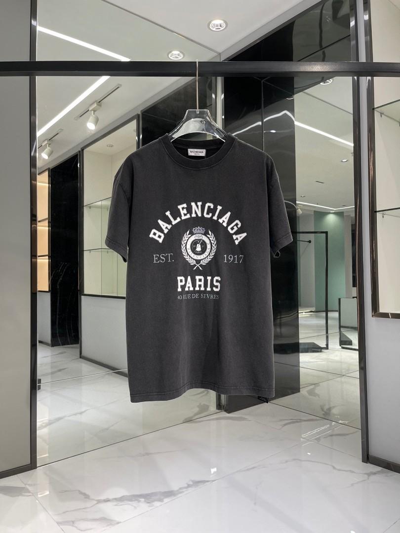 Balenciaga clearance crown tee
