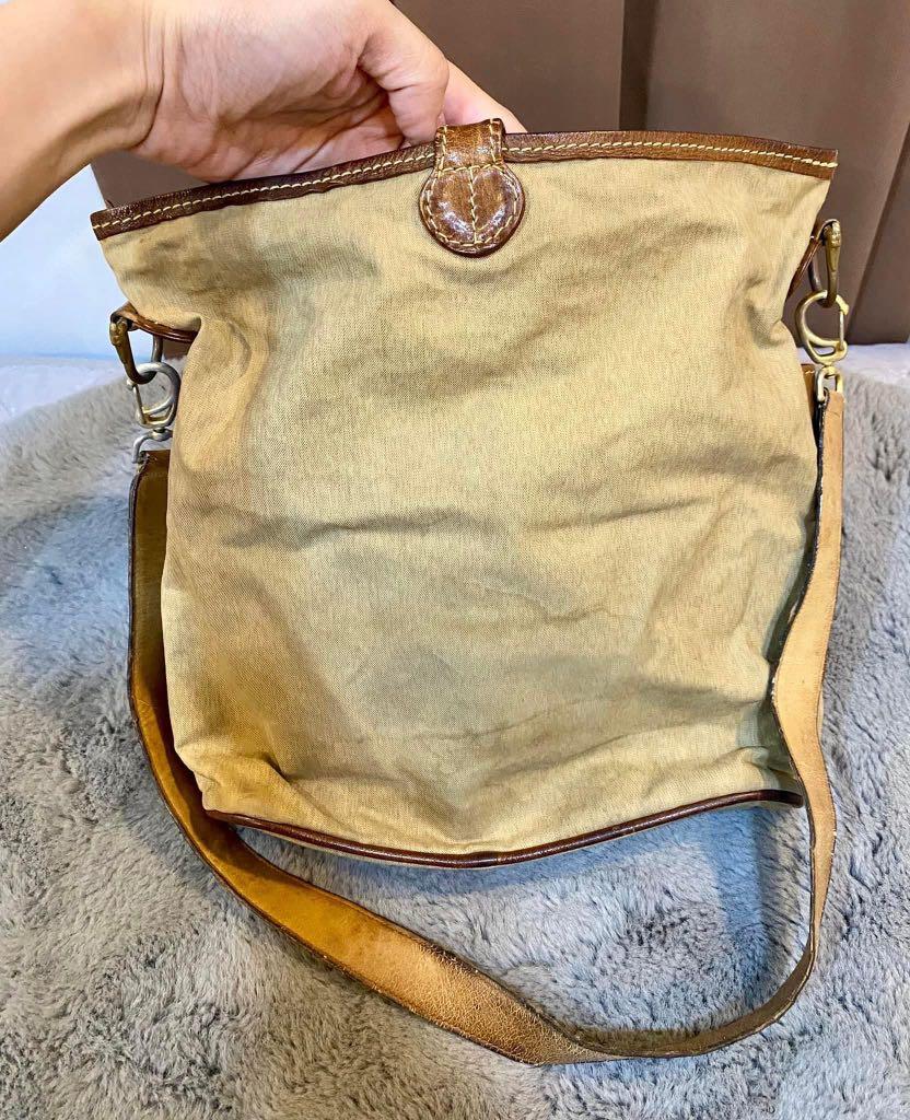 Authentic Trussardi Messenger Bag (Category: Luxury Bags & Wallets) located in Pasig City. Submitted by rmark (Listing ID 1175410100, Image 2). Description: Authentic Trussardi. Look at it carefully before sending offers. Money back guaranteed of proven fake. Payment: Gcash.