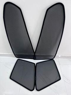 BMW F30 Magnetic Sunshade