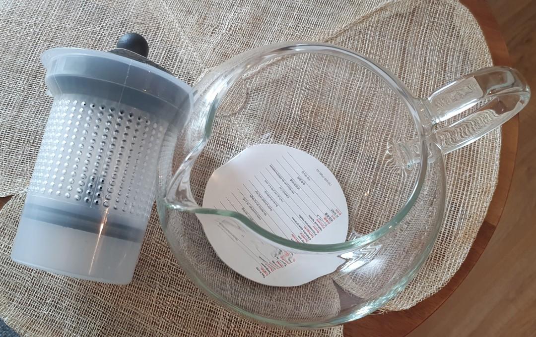 Bodum Assam tea press (Category: Coffee & Tea Tableware) located in Makati City. Submitted by acleancloset (Listing ID 1175326016, Image 2). Description: roast color - dark brown almost black no box.