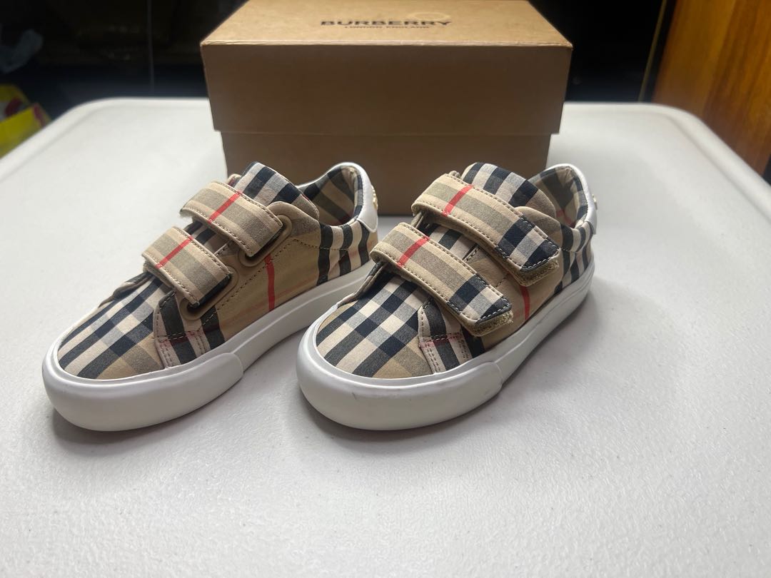 Burberry shoes for babies deals