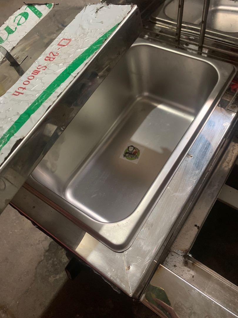 Burger Grill with Deep Fryer (Category: BBQ, Grills & Hotpots) located in Pasig City. Submitted by ilmsf (Listing ID 1175372036, Image 2). Description: Brandnew Na stock lang kayo na bahala mag linis . Dipa nattanggal ung sticker 15x24 - Buy at your own risk. No Return No Exchange No Refund Policy- .