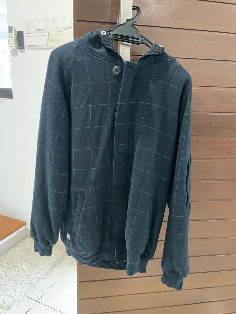Checked Winter Jacket (Category: Coats, Jackets and Outerwear) located in Shah Alam. Submitted by azraeishah (Listing ID 1175405369, Image 1). Description: Size Int M Condition 9/10 RM60 inclusive postage.