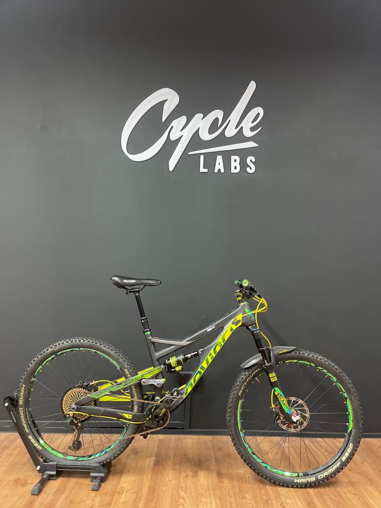 CLEARANCE SALES Devinci Spartan Carbon Mountain Bike Sports