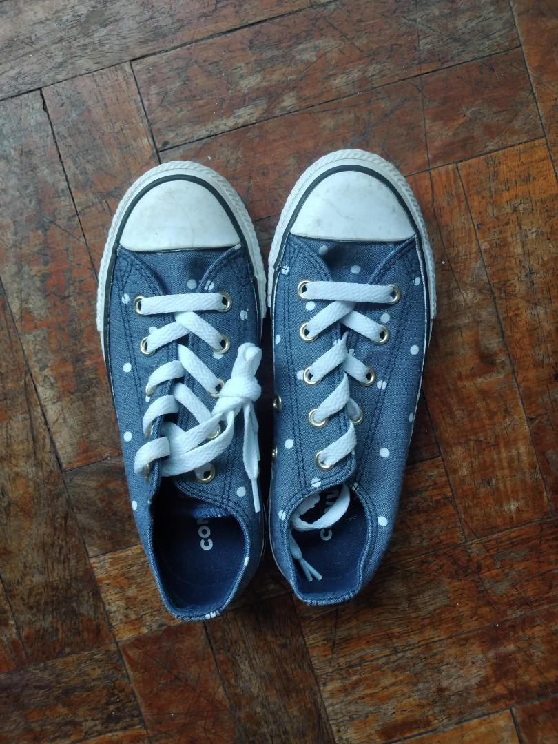 Converse kids (Category: Sneakers) located in San Juan City. Submitted by sofiasdada (Listing ID 1175333889, Image 1). Description: brand new never been used... Rush sale.