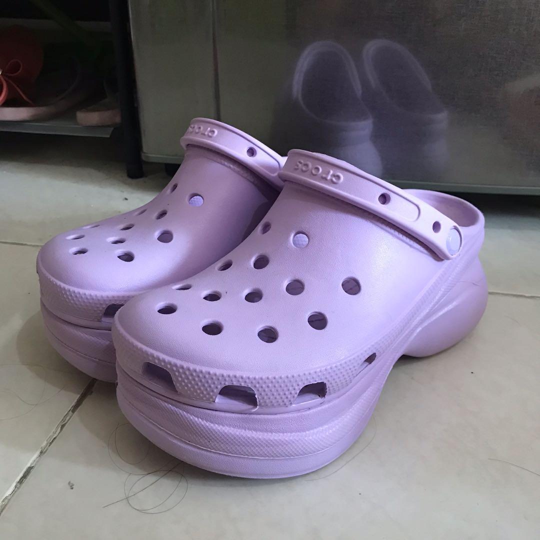 platform crocs purple