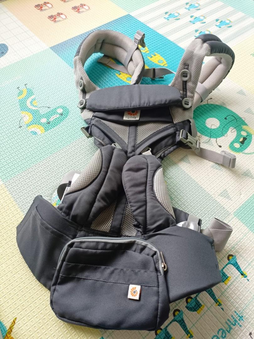 Ergo baby carrier, Babies & Kids, Going Out, Carriers & Slings on Carousell