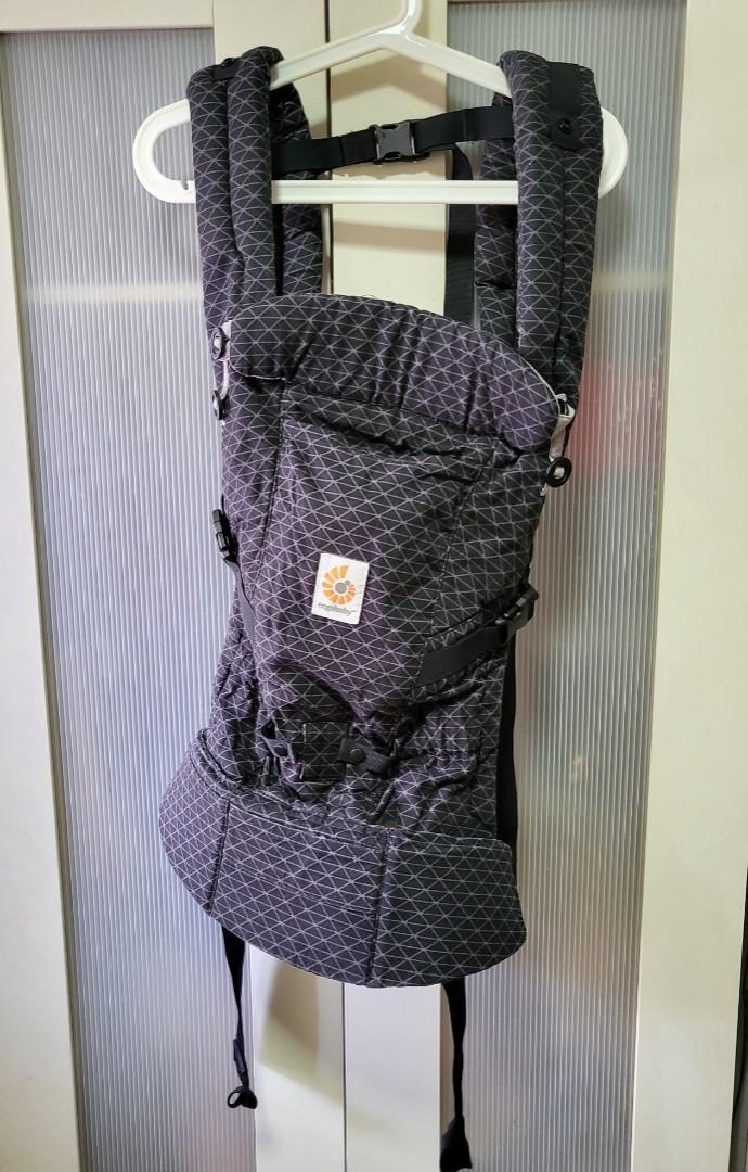 Ergobaby Omni 360 carrier (black, prism print), Babies & Kids, Going